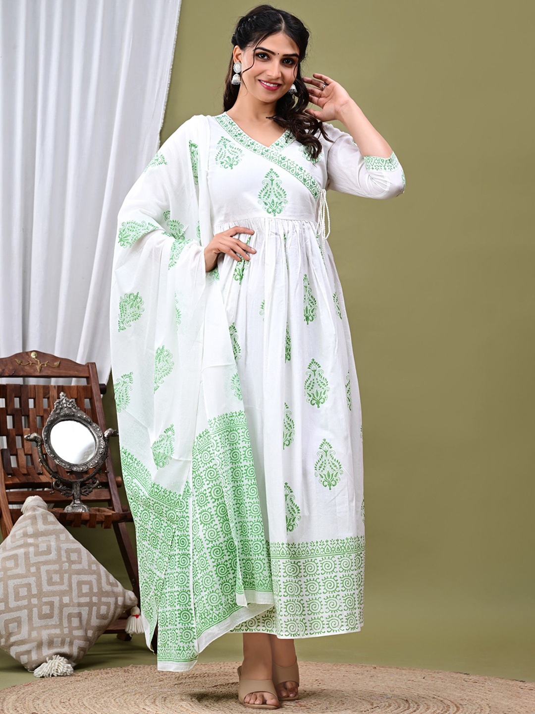 

RAABA Paisley Printed V-Neck Angrakha Anarkali Cotton Kurta With Dupatta, White
