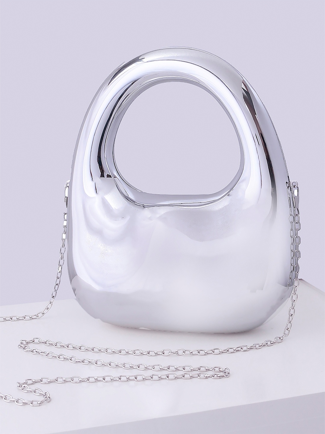 

TREASO CLOSET Women Solid Handheld Bag, Silver
