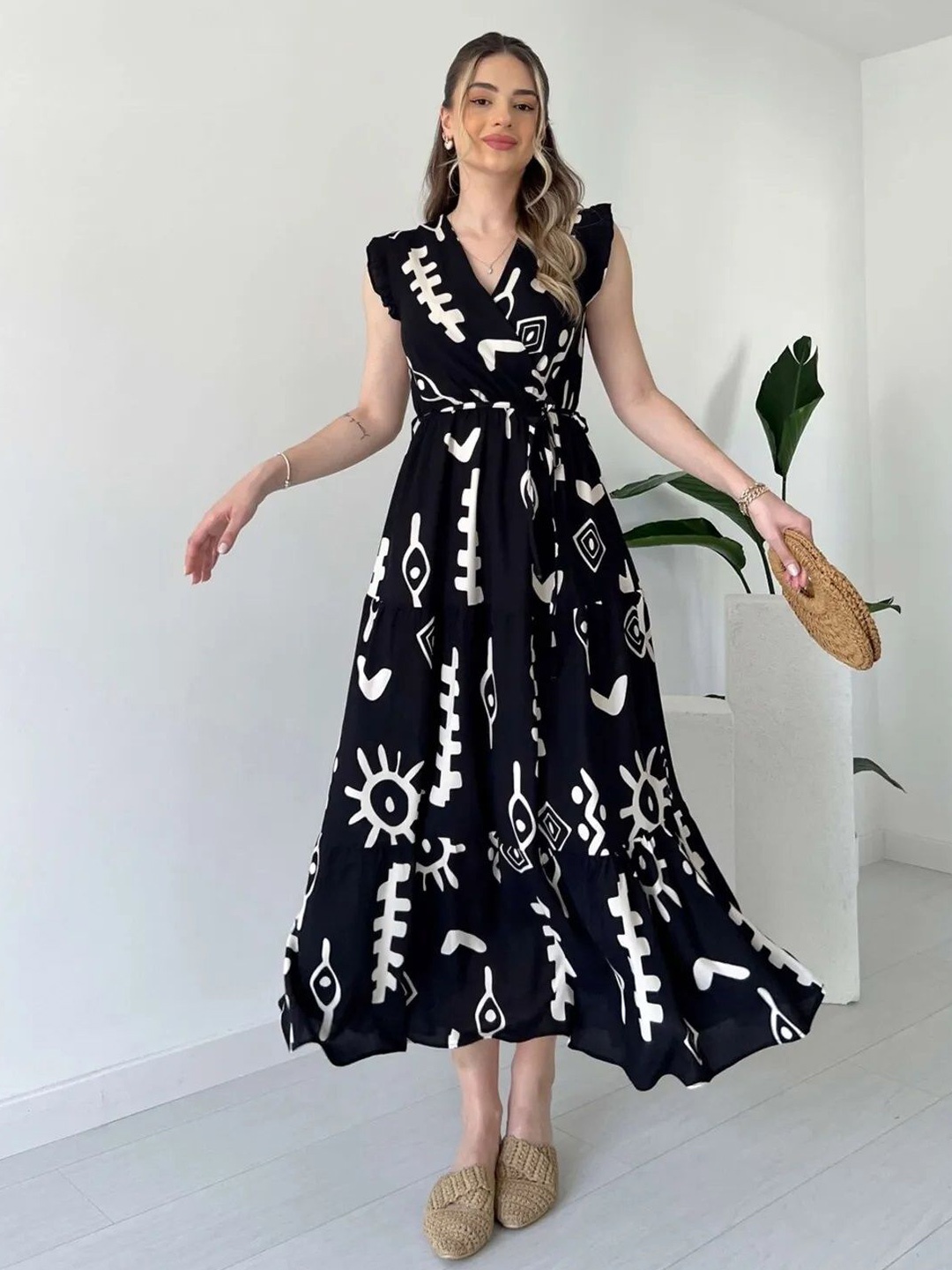 

PIMU Women Abstract Printed Fit and Flare Midi Dress, Black