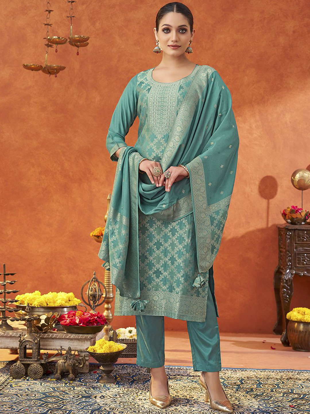 

DIVASTRI Ethnic Motifs Woven Design Pure Silk Straight Kurta With Trousers And Dupatta, Blue