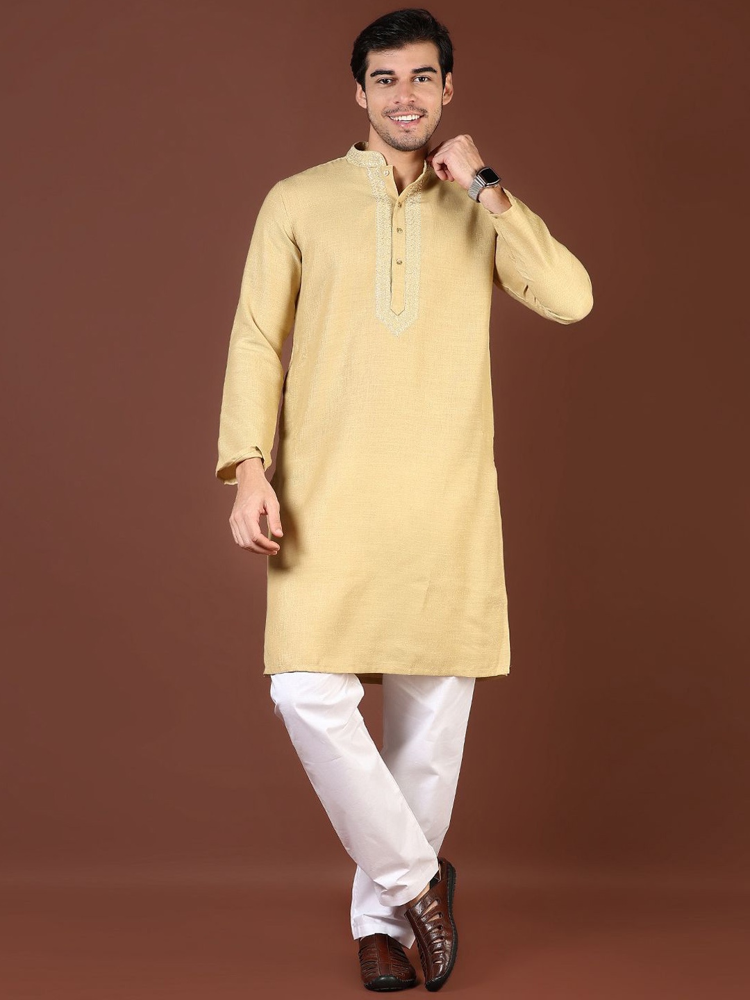 

V-Mart Floral Yoke Design Mandarin Collar Zari Straight Kurta With Pyjama, Beige