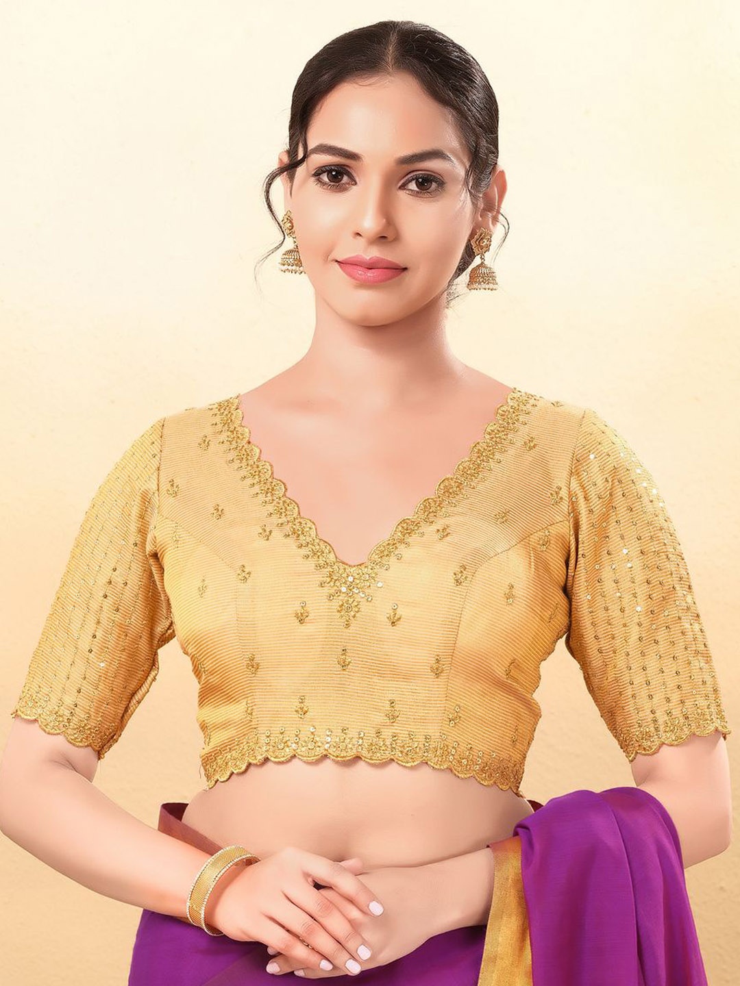 

VAMAS - THE DESIGNER BLOUSES Women V-Neck Padded Saree Blouse, Gold