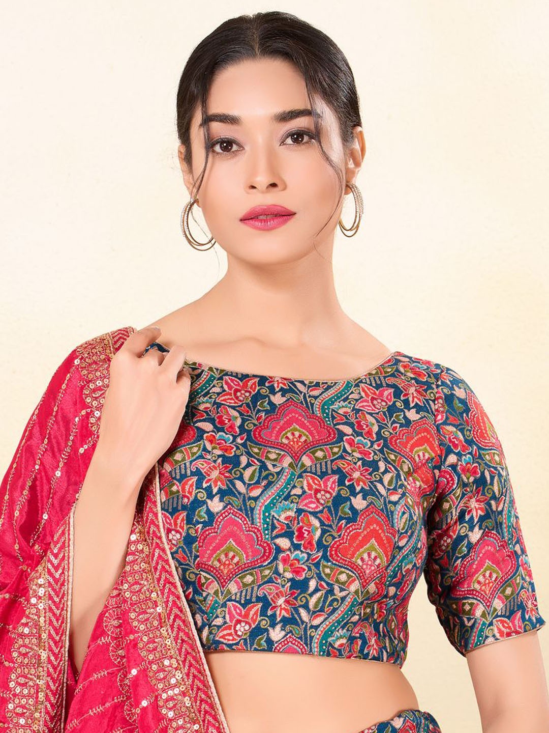 

VAMAS - THE DESIGNER BLOUSES Women Round Neck Padded Saree Blouse, Blue