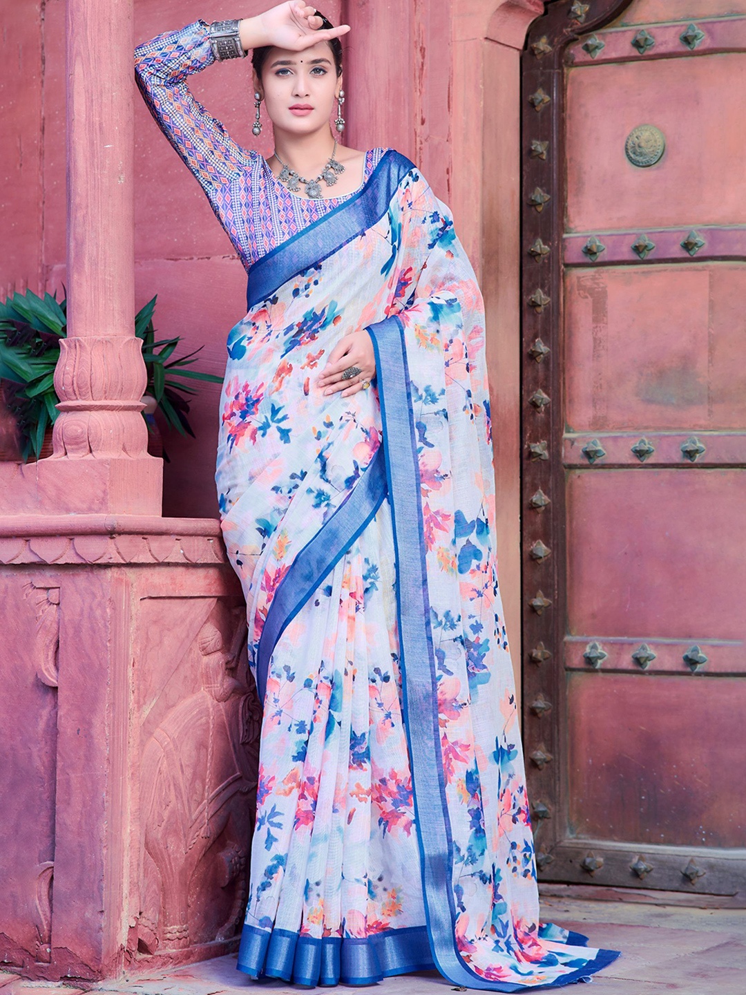 

Kalista Floral Printed Pure Cotton Saree, White