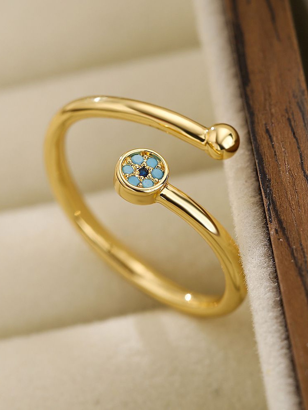 

Just Lil Things Stone Studded Criss Cross Finger Ring, Gold