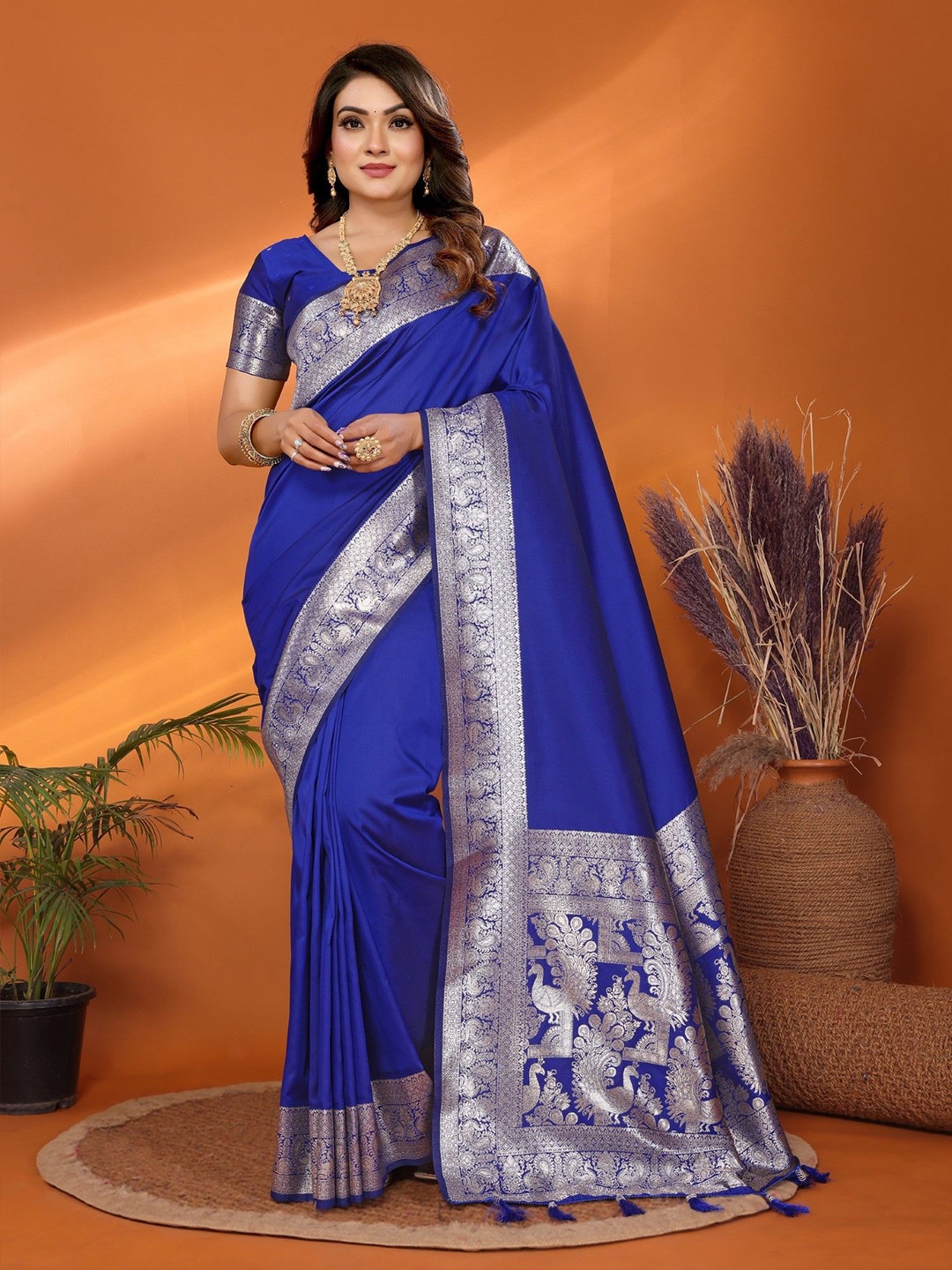 

LeeliPeeri Designer Woven Design Zari Banarasi Saree, Blue