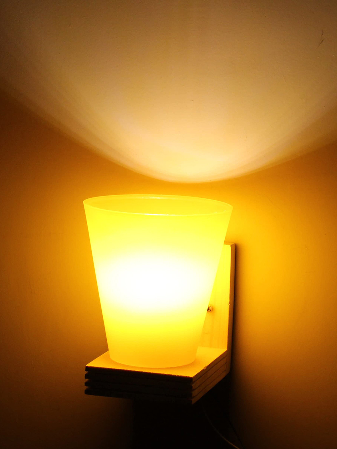 

KINIS Beige & Orange Quirky Abstract Shaped Shaped Wall Lamp