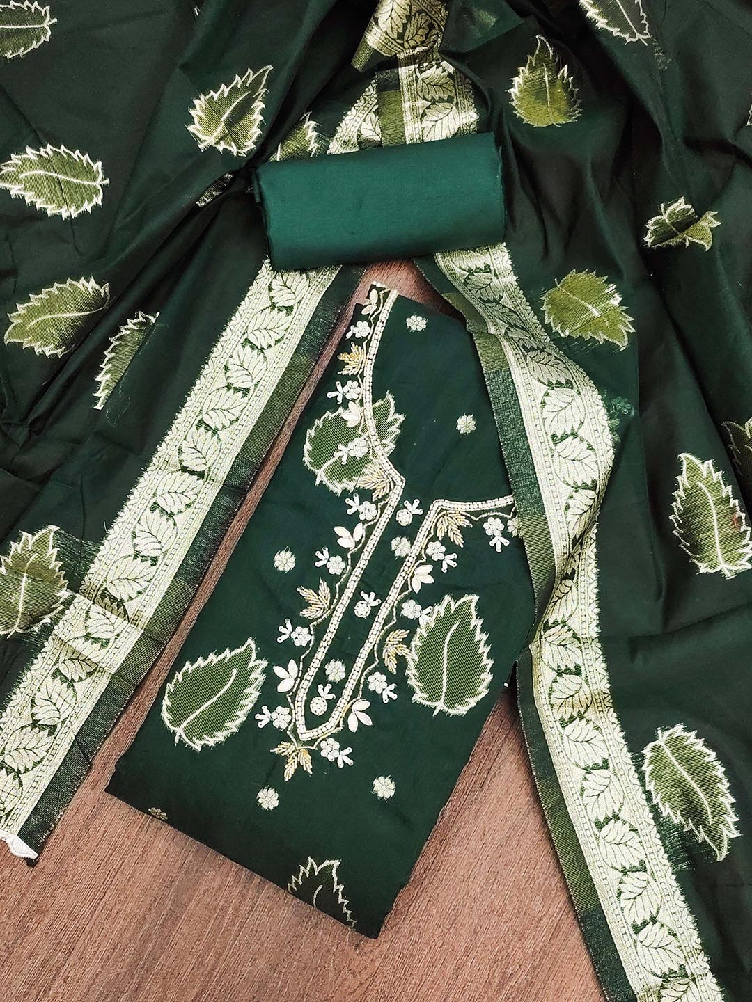 

SHADOW & SAINING Paisley Woven Design Beads & Stones Unstitched Dress Material, Green