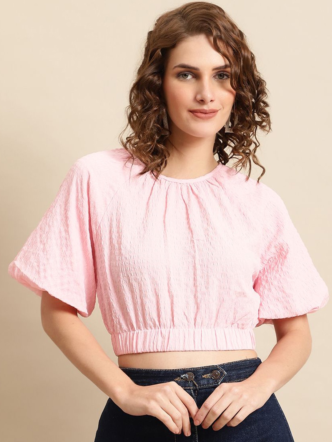 

JAKANARY Extended Sleeves Crepe Crop Top, Pink