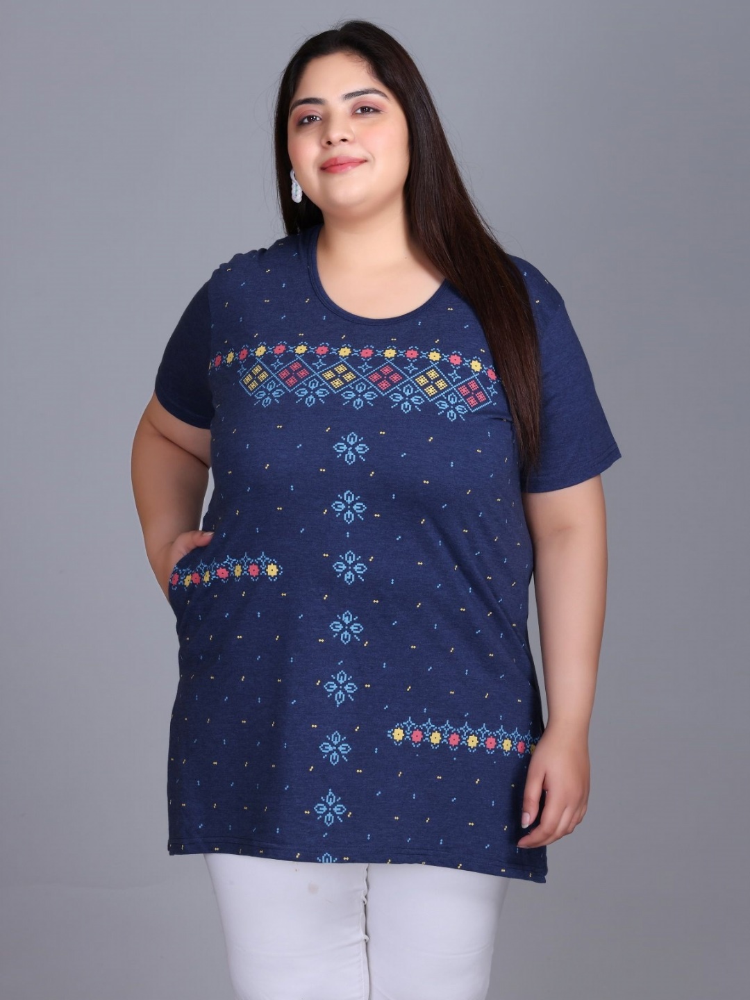 

IN Love Plus Size Geometric Printed Round Neck Short Sleeves Longline Cotton T-Shirt, Blue