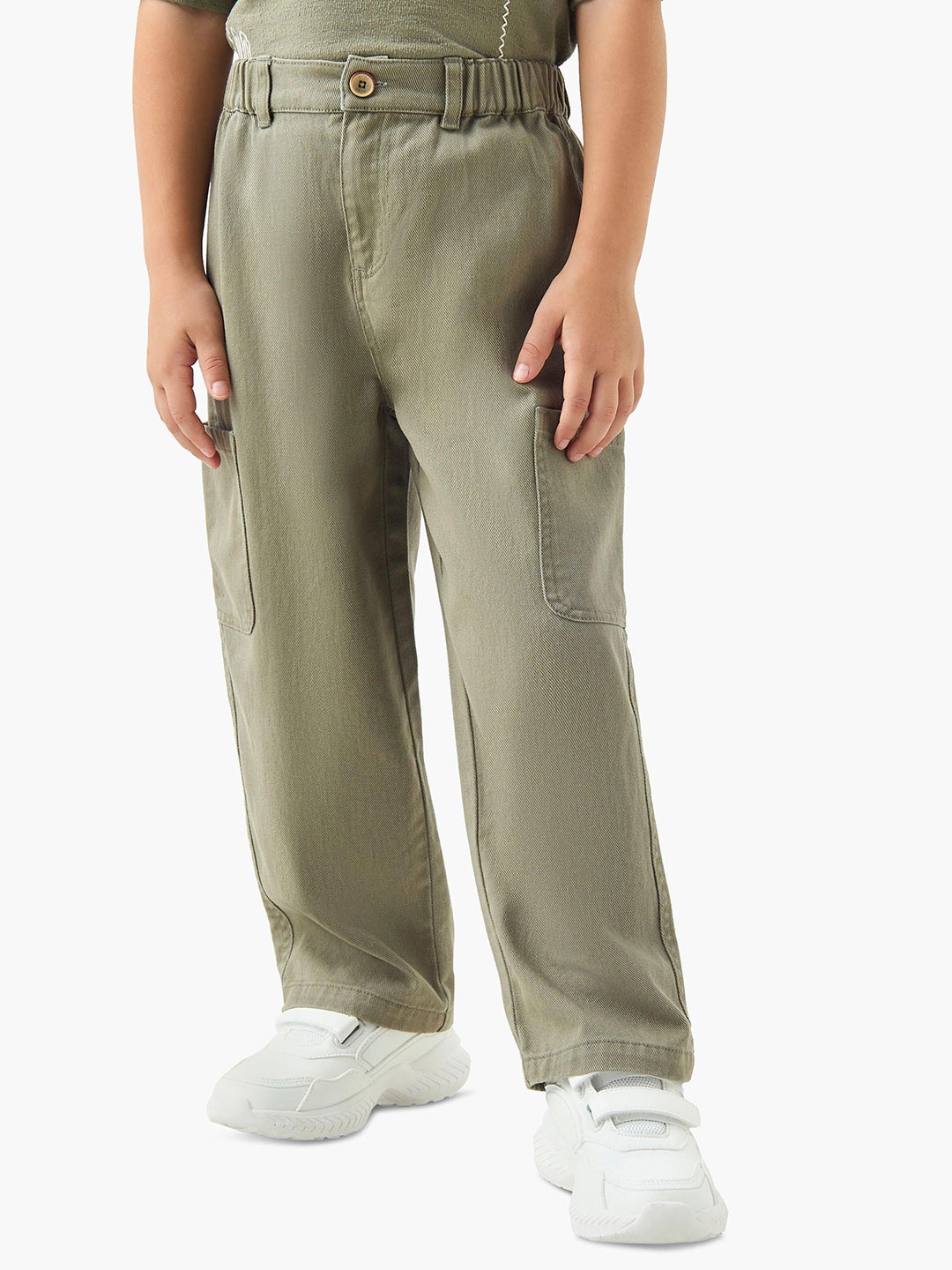 

Juniors by Babyshop Boys Cotton Mildly Distressed Jeans, Green