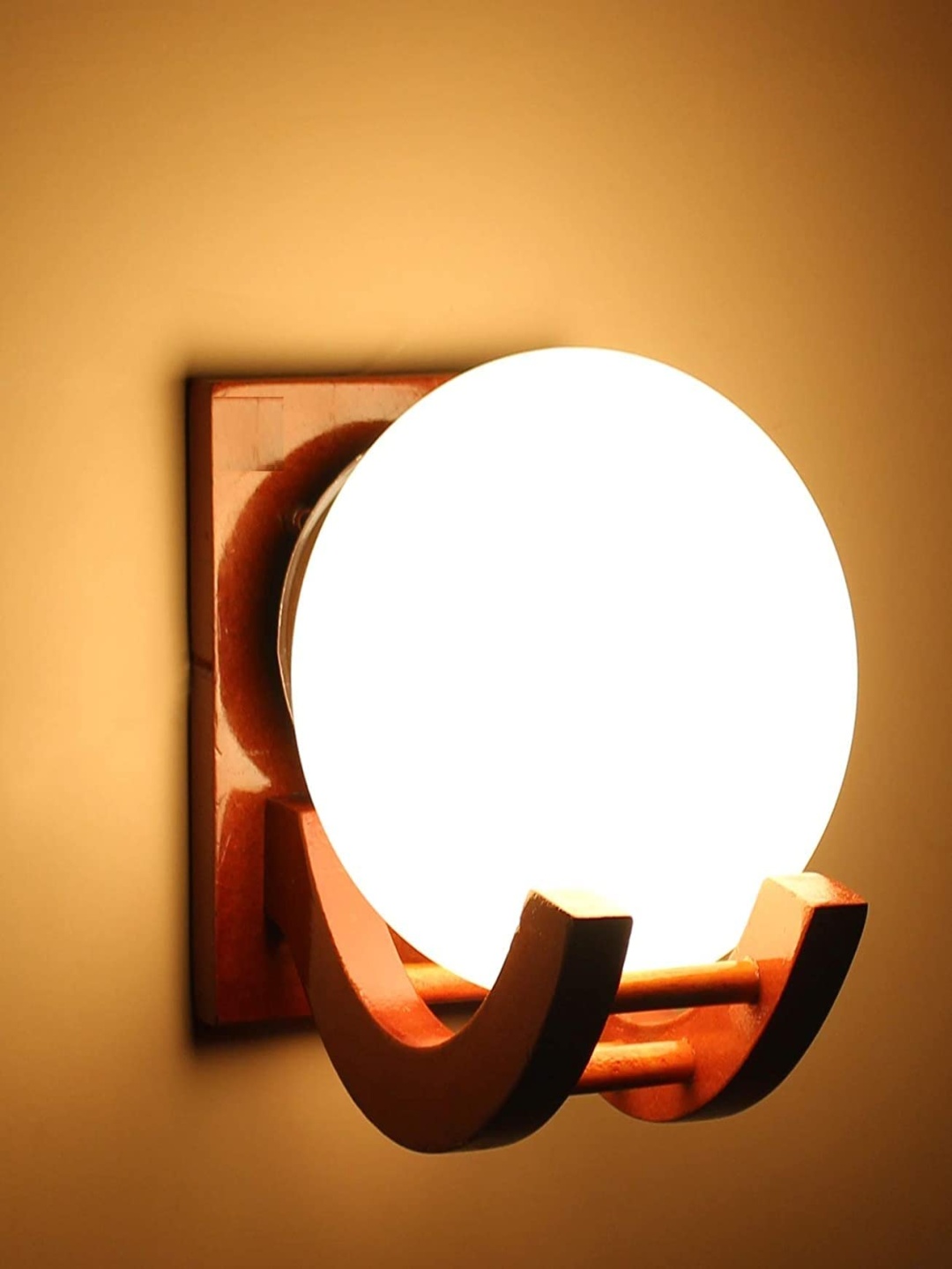 

KINIS Brown & White Quirky Spherical Shaped Wooden Wall Lamp