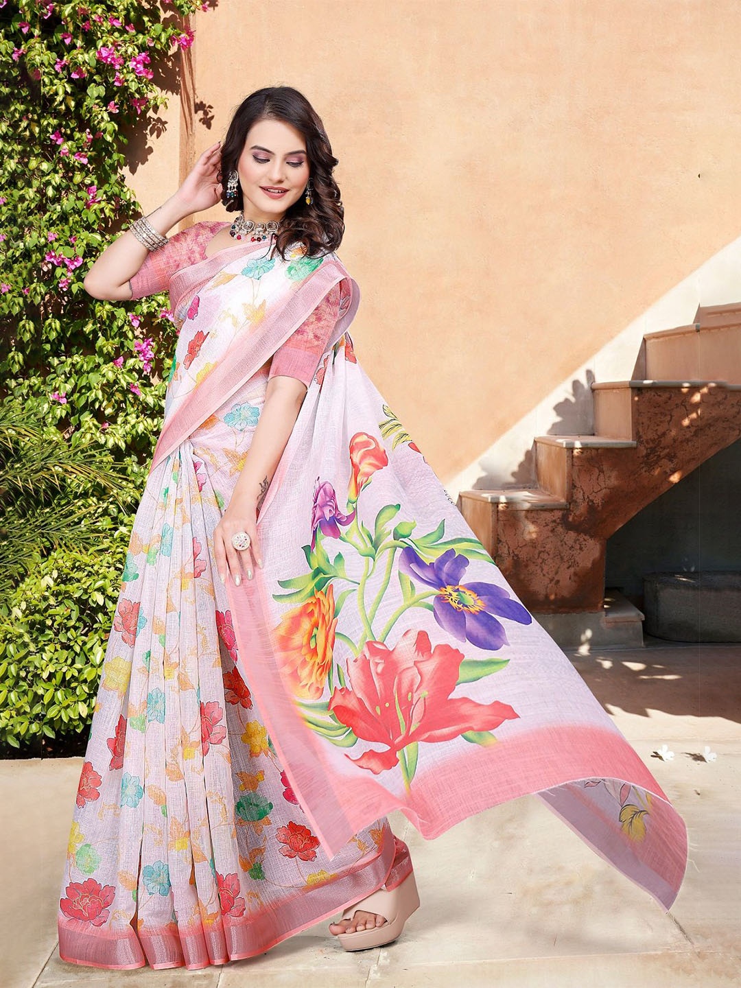 

ORUS Floral Printed Zari Pure Cotton Saree, White