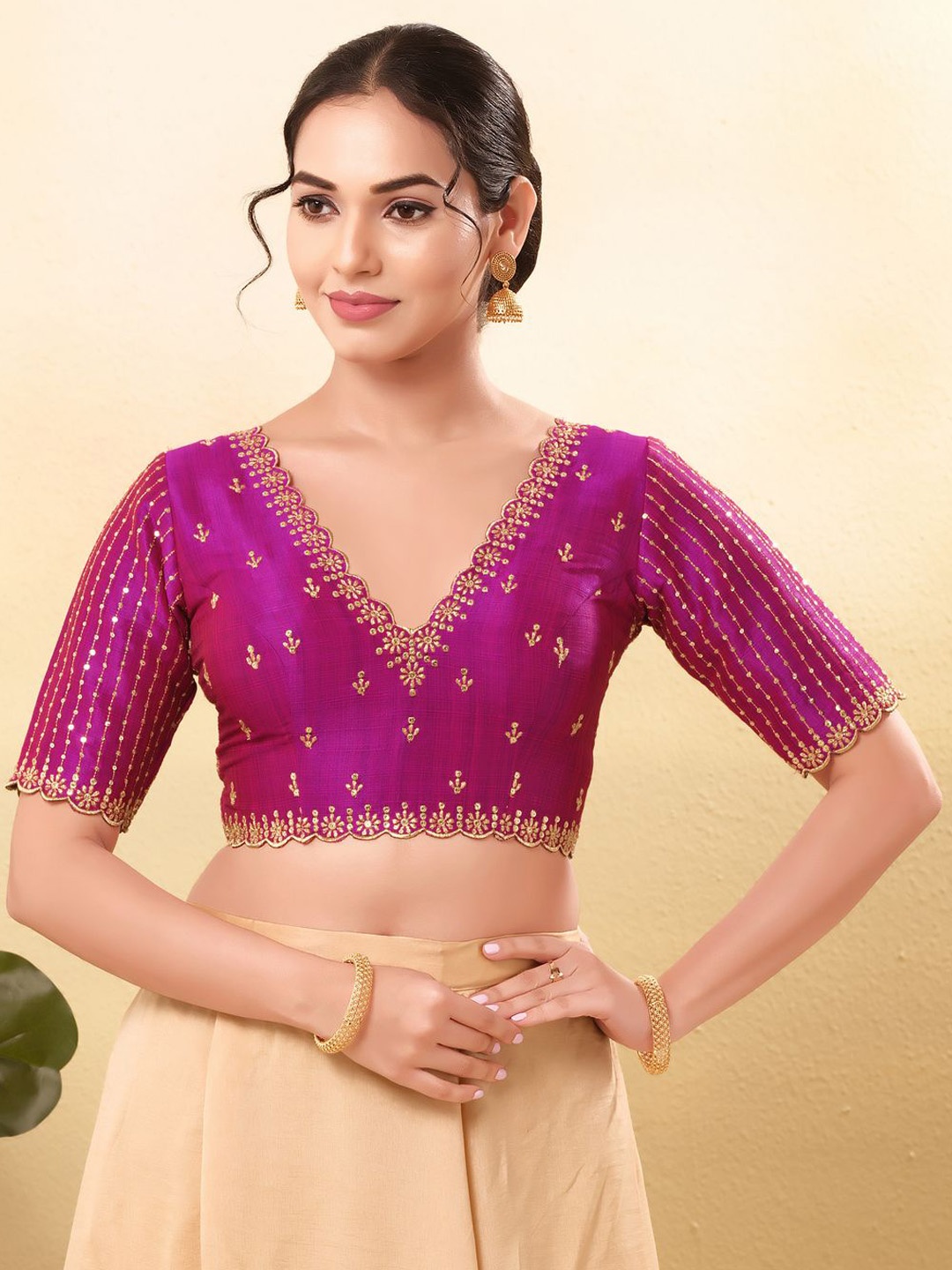 

VAMAS - THE DESIGNER BLOUSES Women V-Neck Padded Saree Blouse, Purple