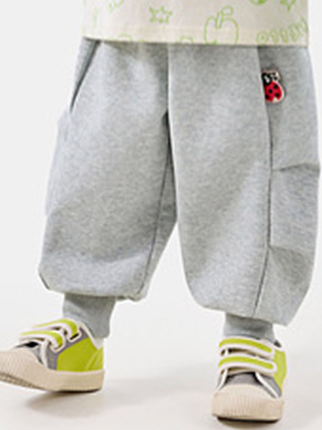 

LULU & SKY Boys Loose Fit High-Rise Trousers, Grey