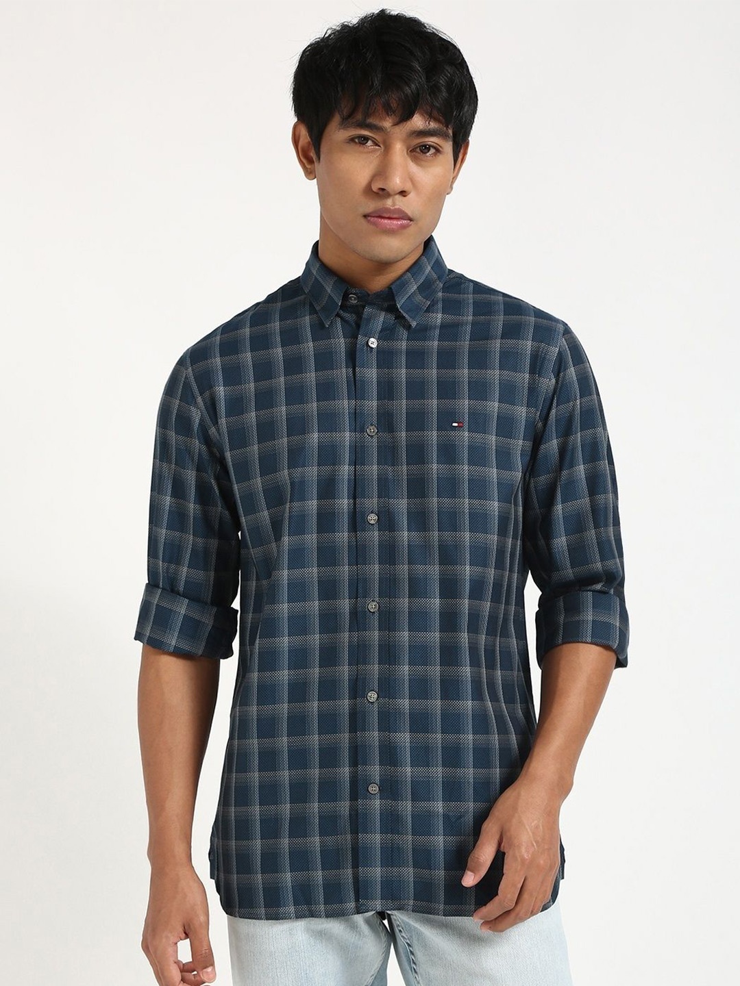 

Tommy Hilfiger Men Regular Fit Spread Collar Checked Cotton Casual Shirt, Teal