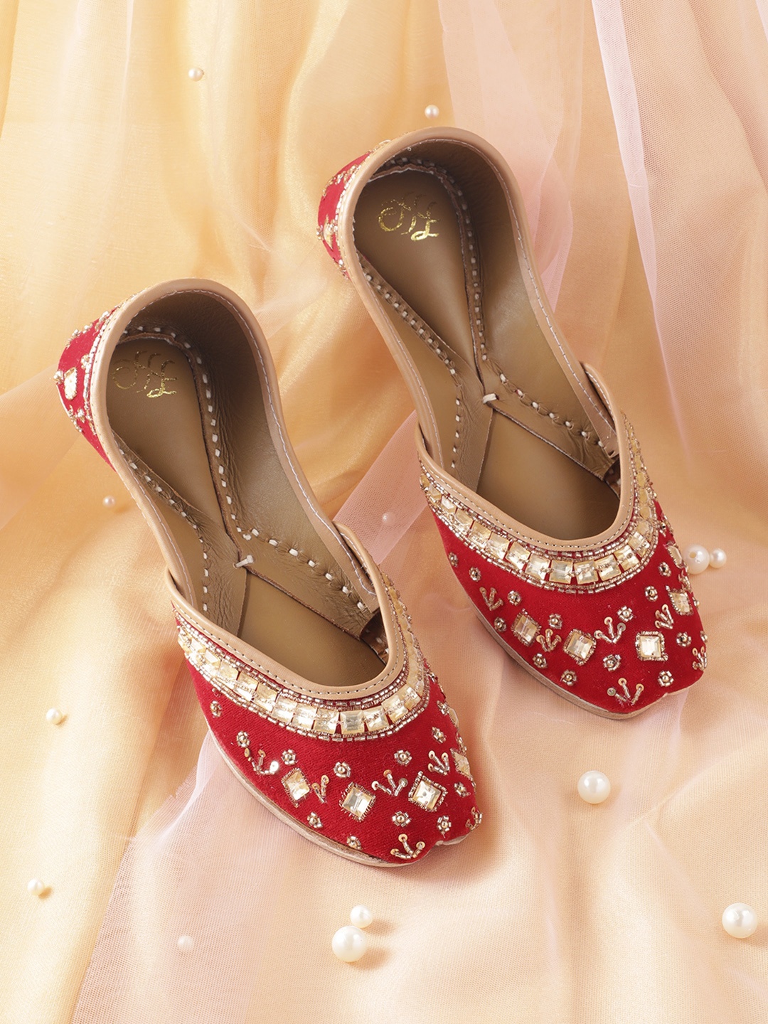 

House of Pataudi Embellished Ethnic Mojaris, Red