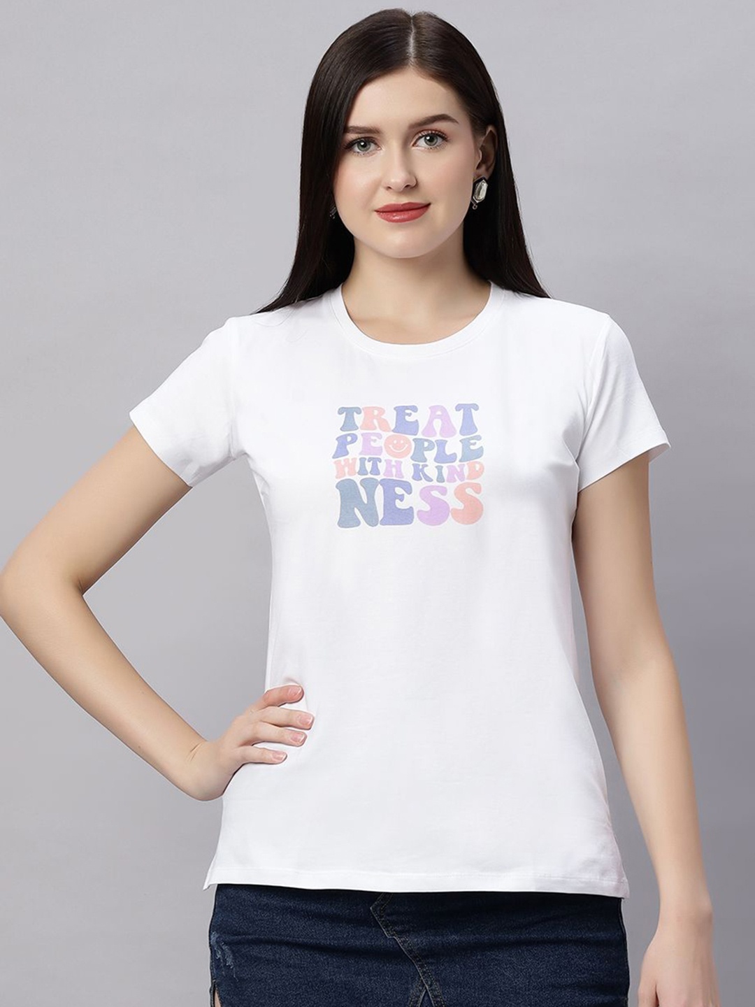 

QUIRA Typography Printed Regular Fit Cotton T-shirt, White