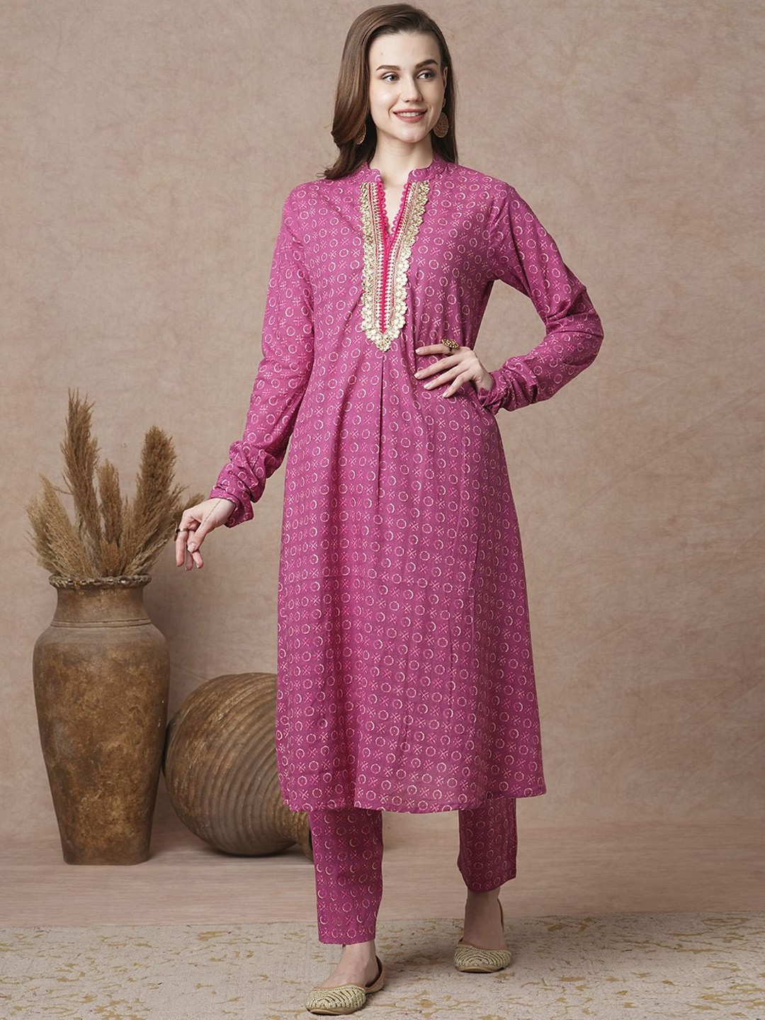 

FASHOR Women Kurta Sets, Pink