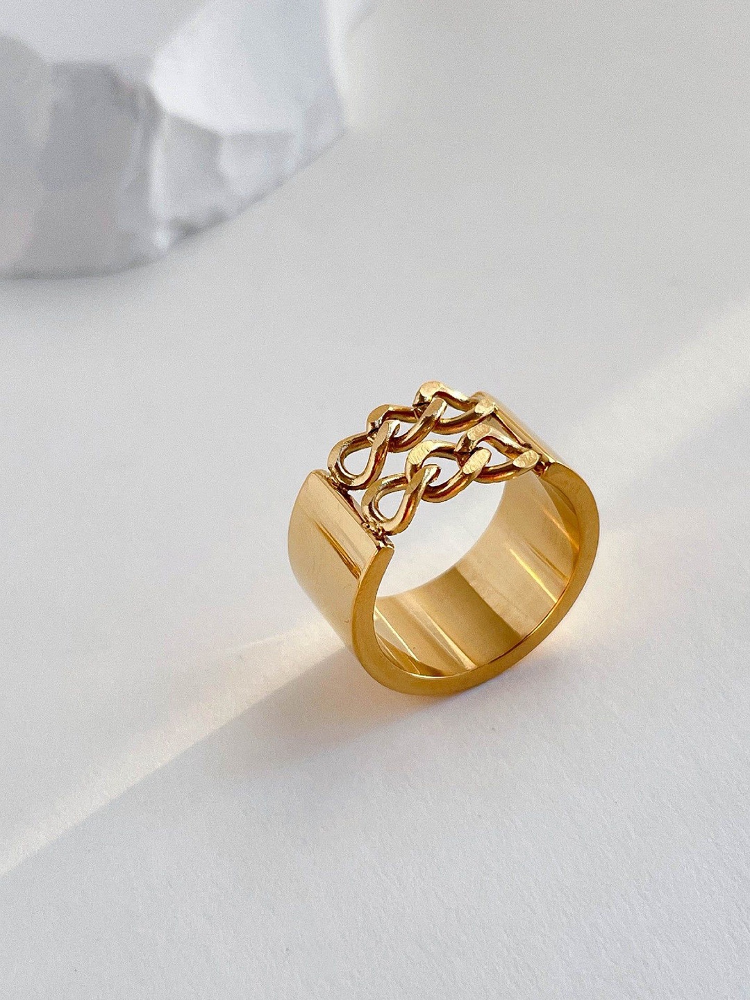 

Just Lil Things Chain Link Finger Ring, Gold