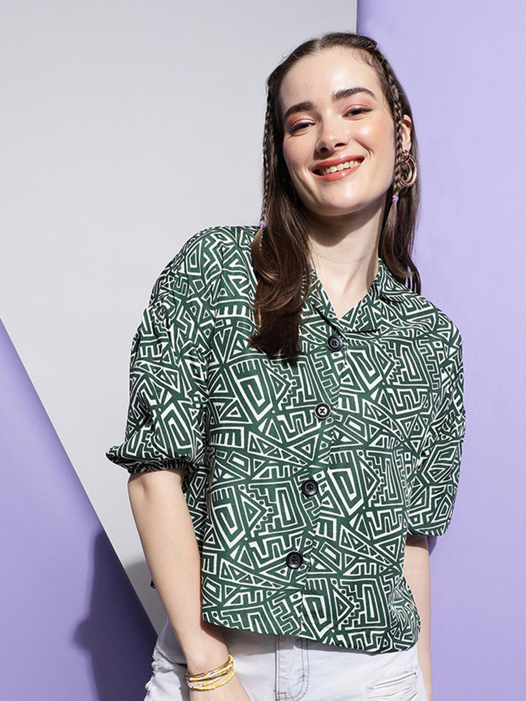 

Metronaut Women Boxy Fit Cuban Collar Geometric Printed Casual Shirt, Green