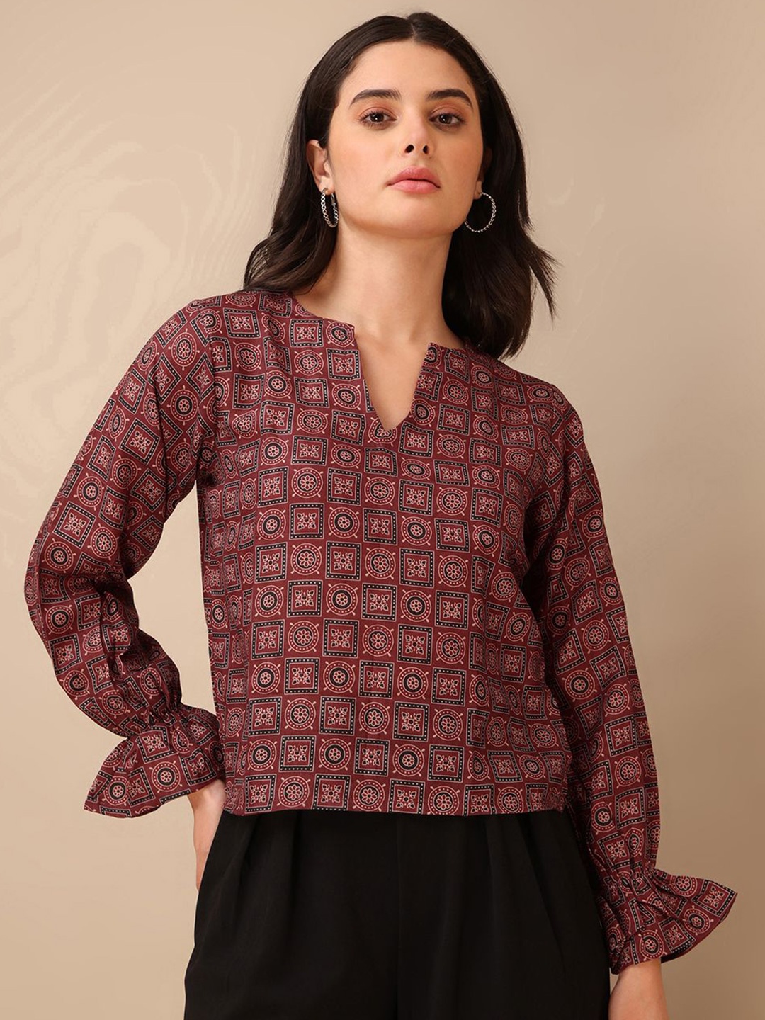 

OBSHIVKA Women Puff Sleeve Ruffles Cotton Top, Brown