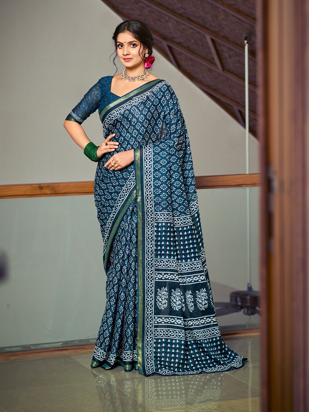 

VEECHIS Ethnic Motifs Zari Pure Cotton Saree, Blue