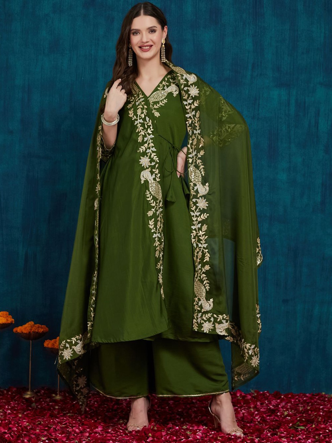 

KAVINDI Floral Embroidered Angrakha Thread Work Pure Silk Kurta With Palazzos And Dupatta, Green
