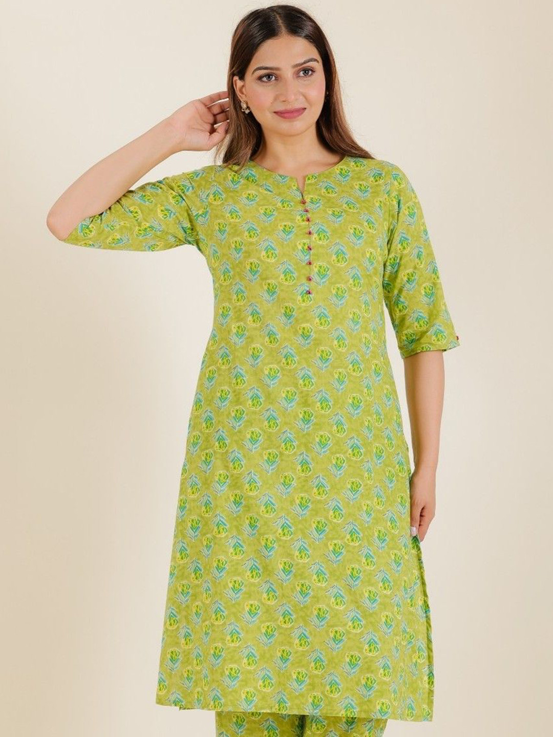 

Aramya Floral Printed Mandarin Collar Cotton Straight Kurta, Green