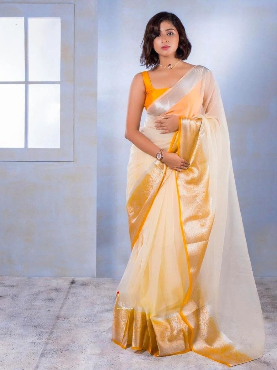 

DIVASTRI Woven Design Zari Organza Designer Saree, Yellow