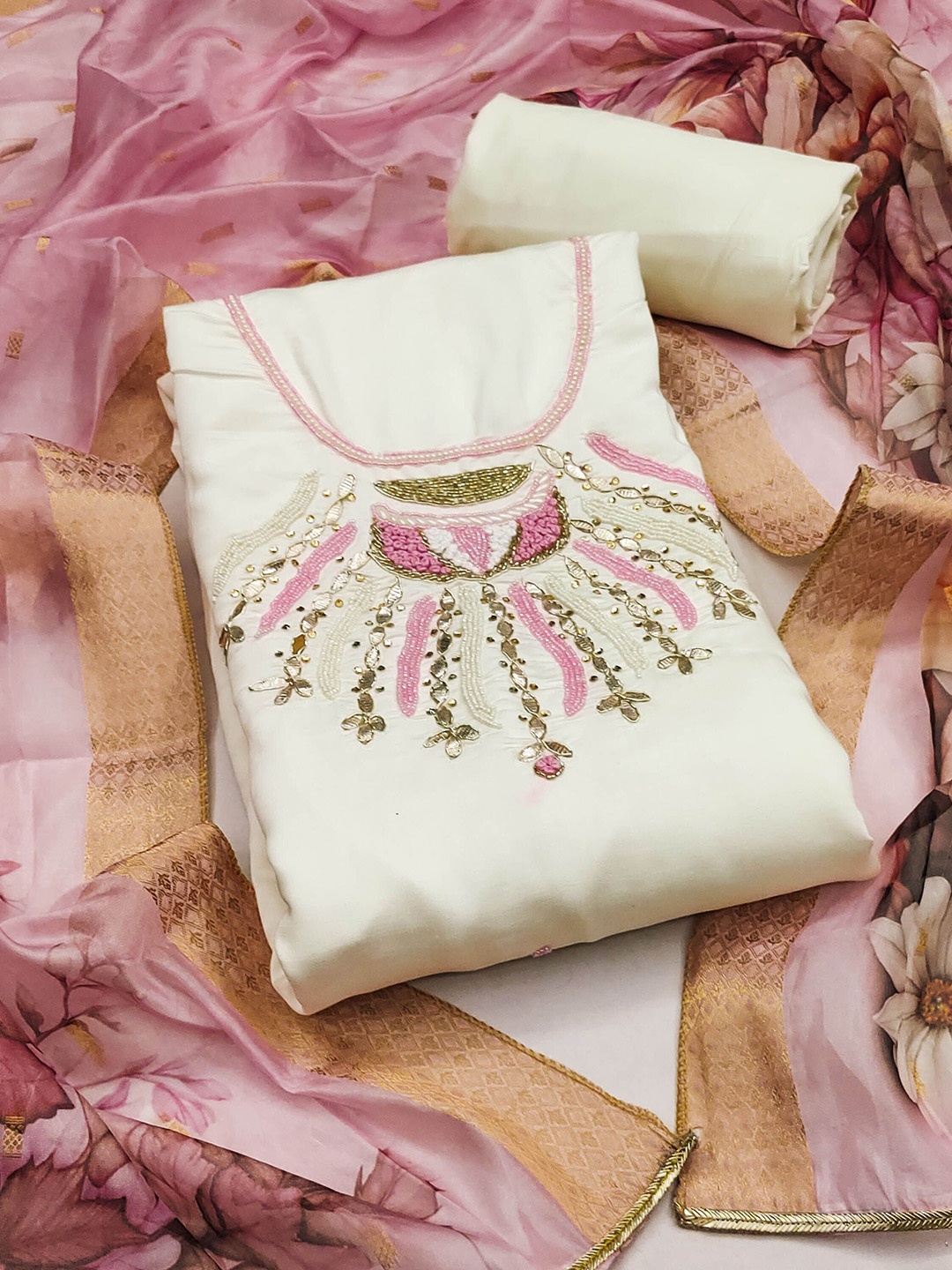 

SHADOW & SAINING Floral Embroidered Beads & Stones Unstitched Dress Material, White