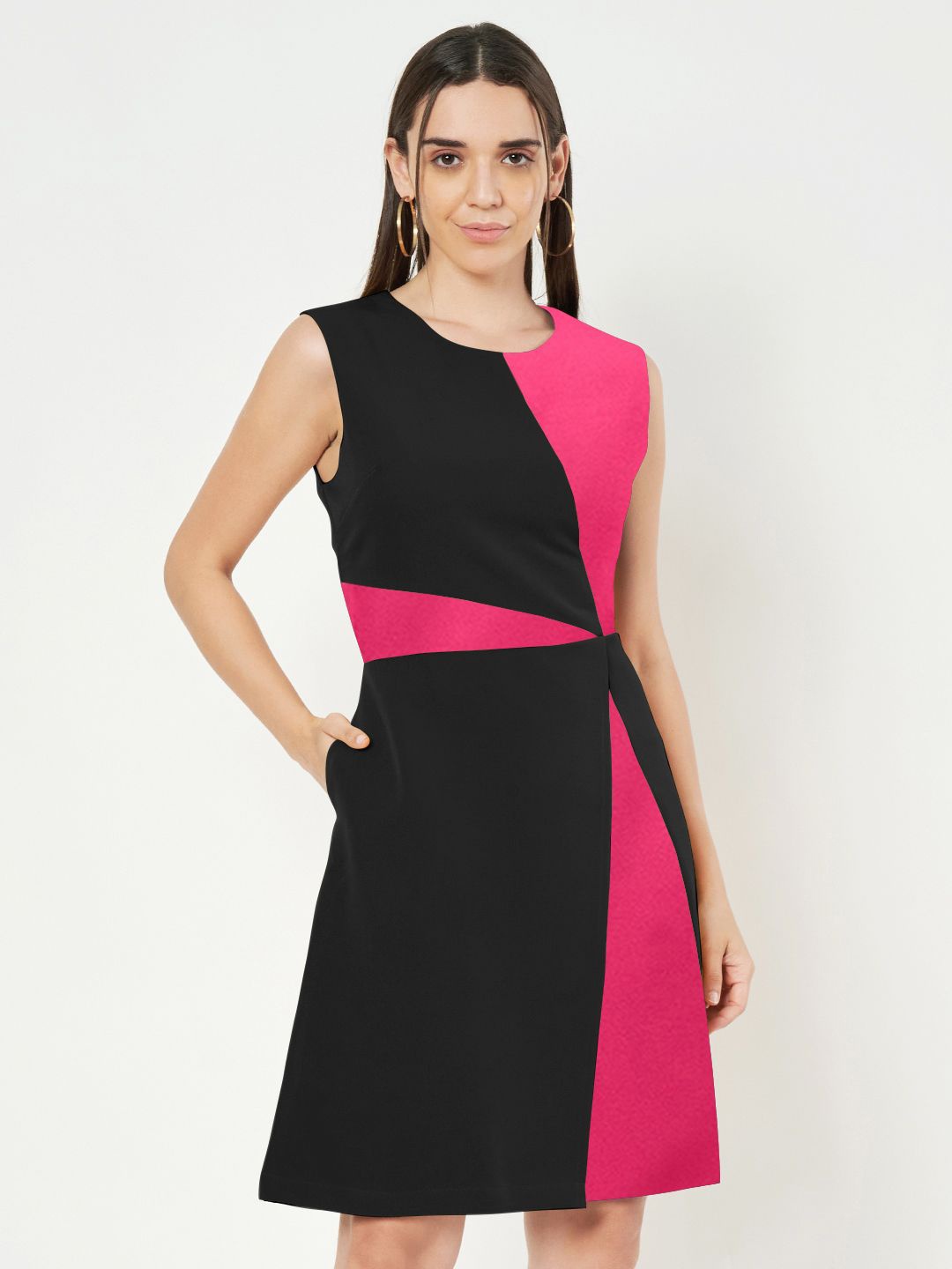 

BRINNS Women Colourblocked A-Line Dress, Black