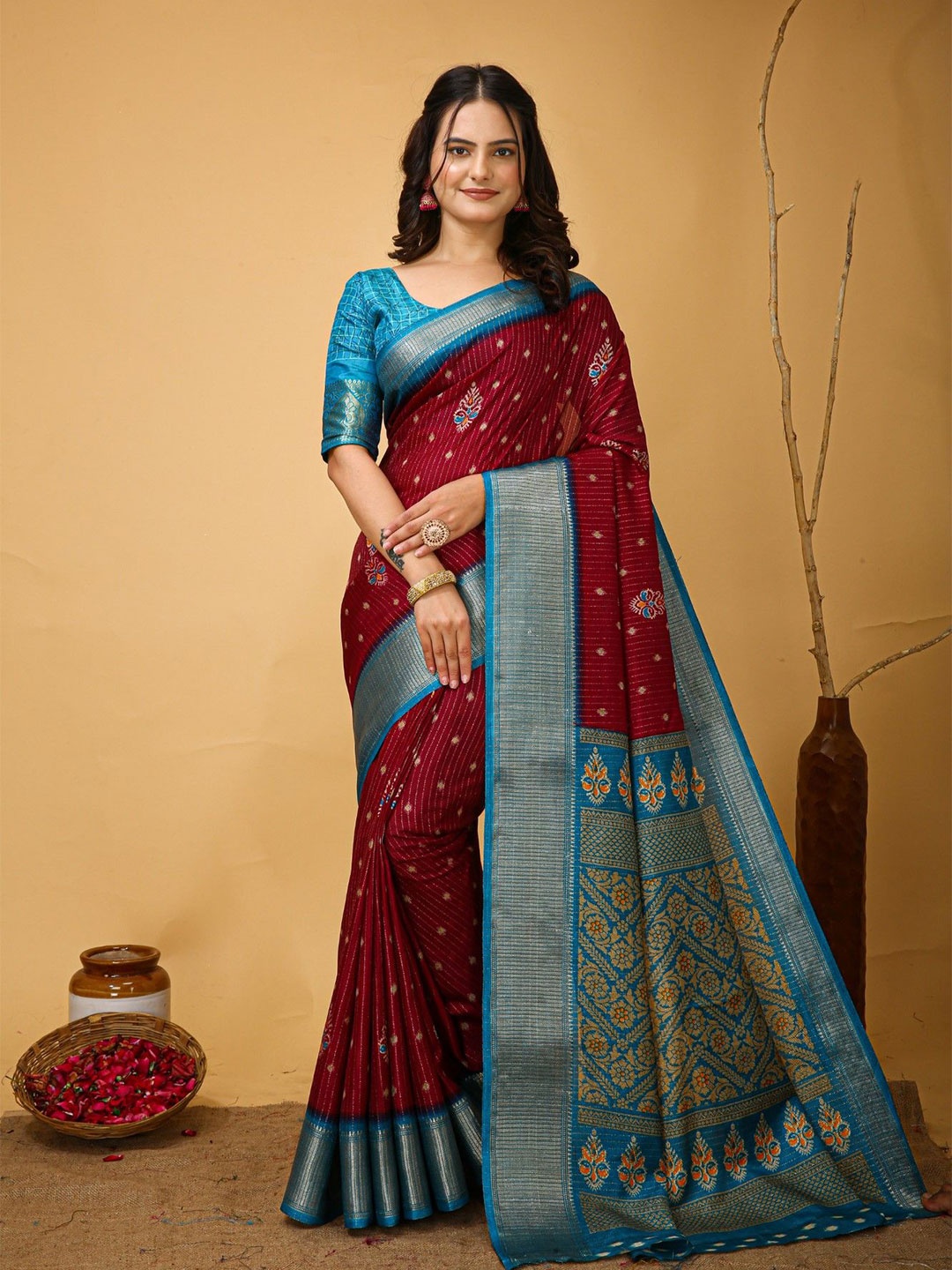 

KALINI Woven Design Zari Kanjeevaram Saree, Maroon