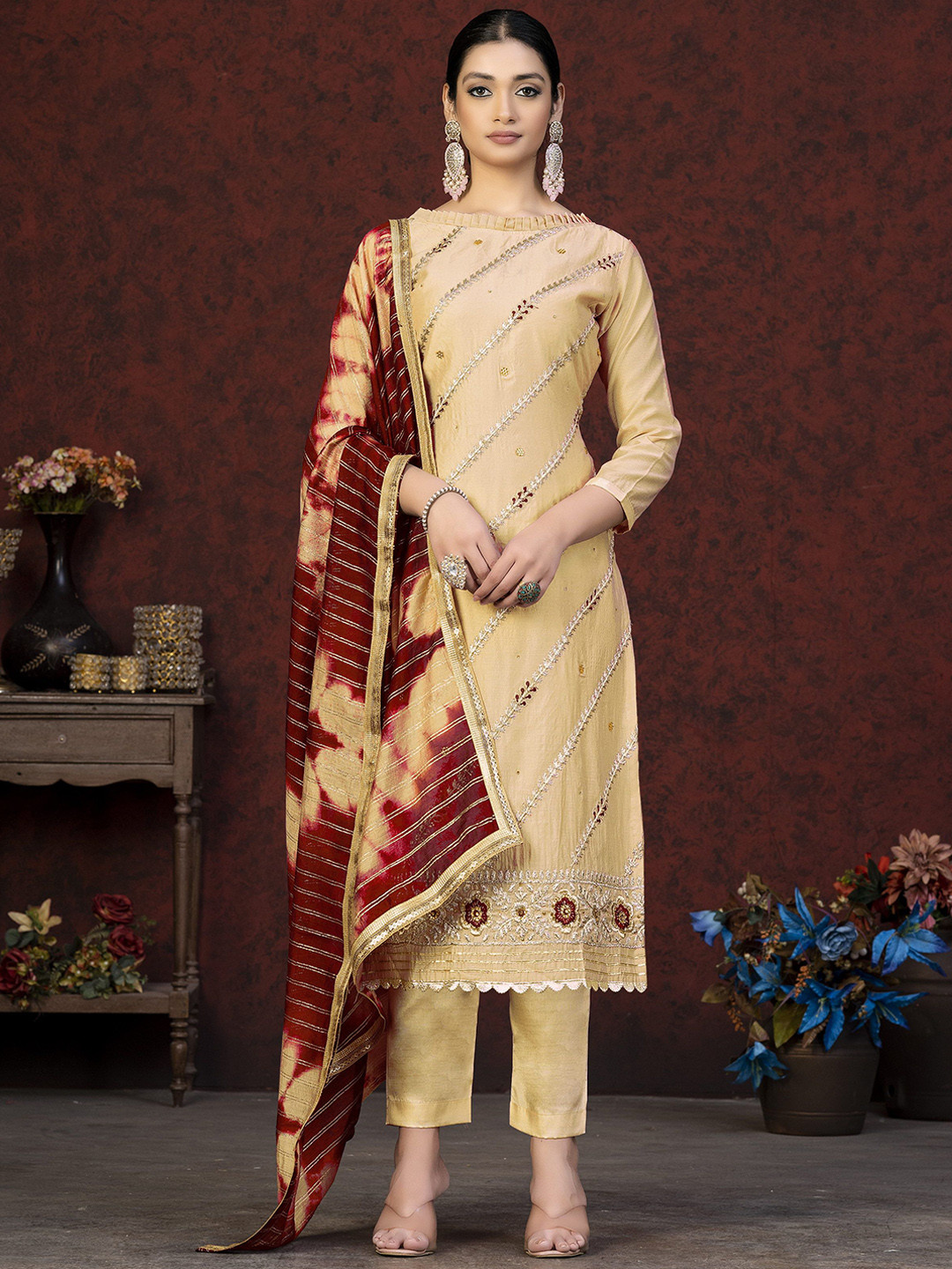 

SHADOW & SAINING Floral Embroidered Zari Work Chanderi Semi-Stitched Dress Material, Mustard