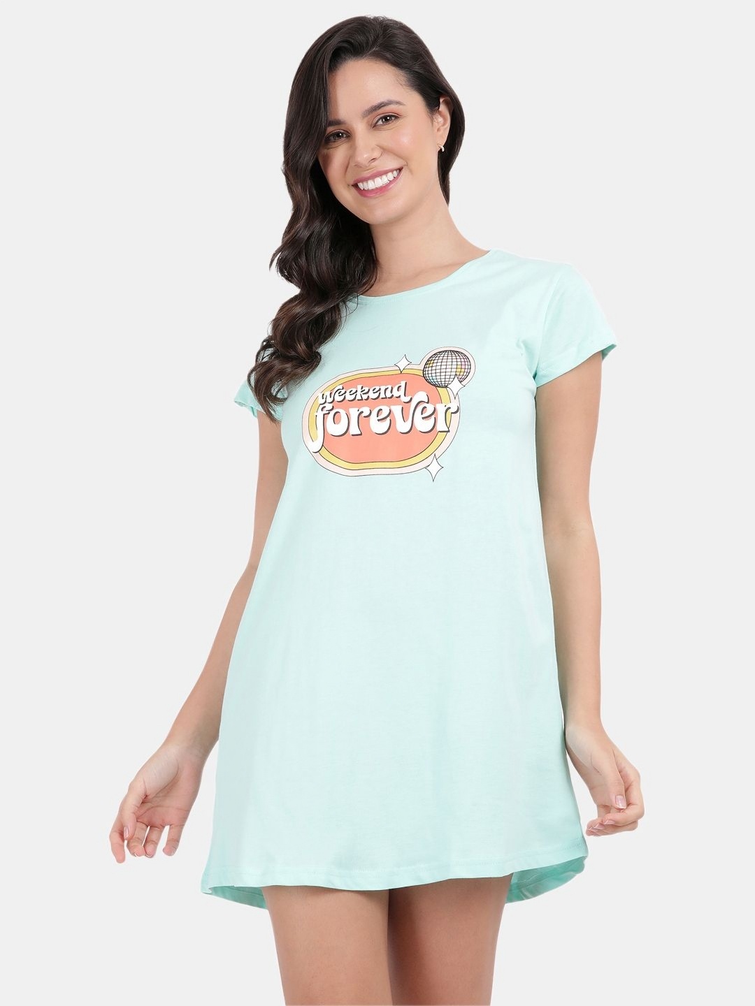 

SNAPPY B Typography Printed Round Neck Cotton Long T-shirt, Green