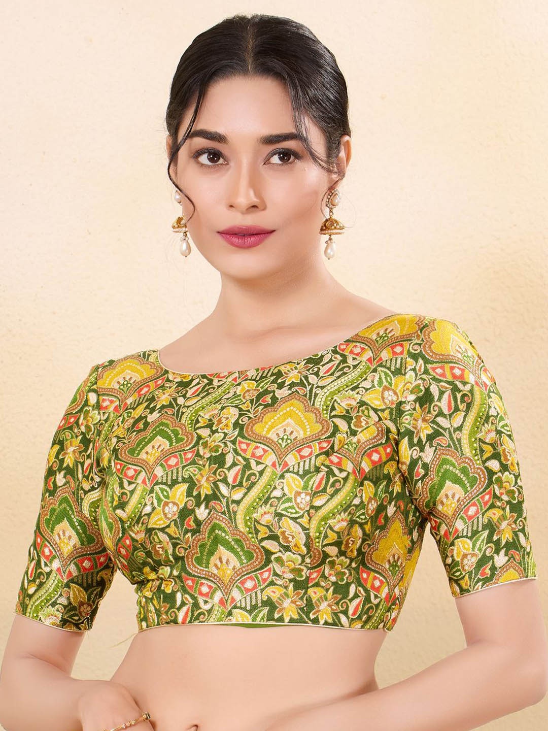 

VAMAS - THE DESIGNER BLOUSES Women Round Neck Padded Saree Blouse, Green