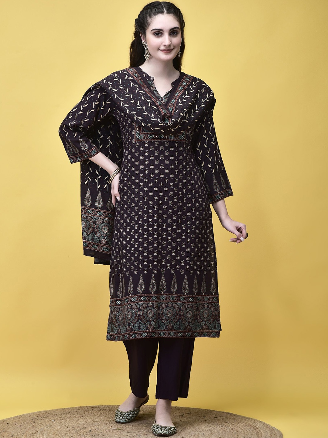 

Shree Floral Printed Mandarin Collar Liva Straight Kurta With Trouser And Dupatta, Brown