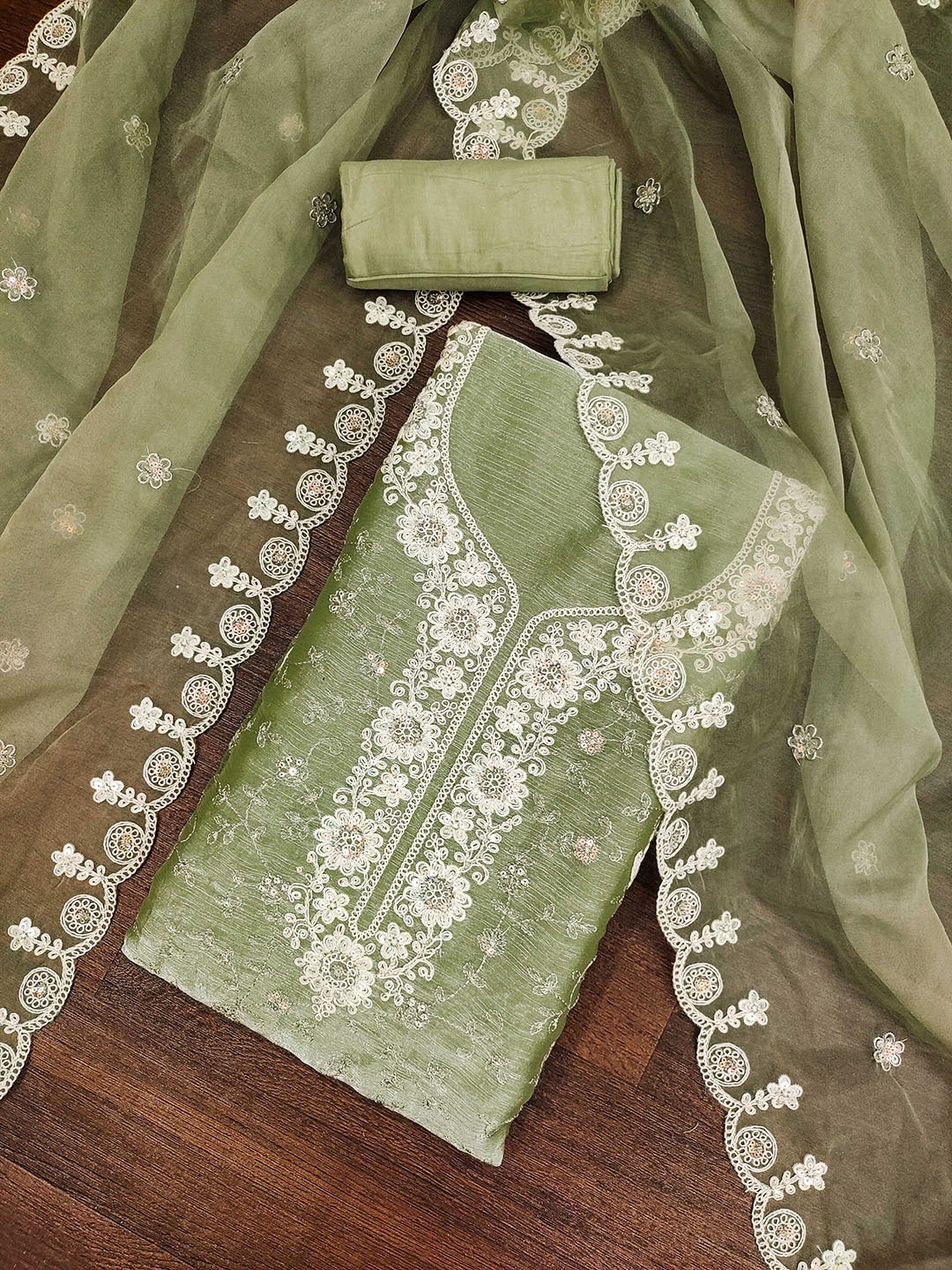 

SHADOW & SAINING Floral Embroidered Sequinned Unstitched Dress Material, Sea green