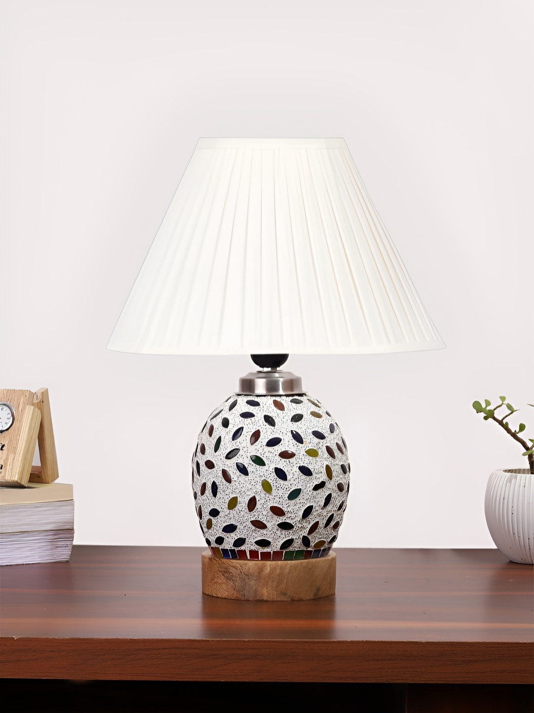 

Devansh Off White & Blue Textured Wooden Frustum Shaped Table Lamp With Mosaic Glass Base