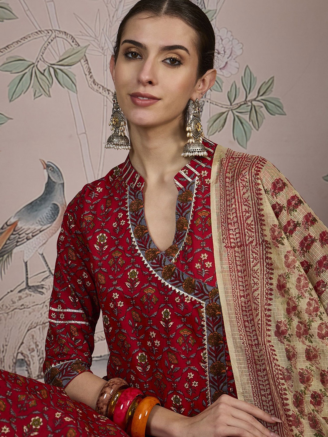 

Sangria Floral Printed Angrakha Kurta With Trouser And Dupatta, Maroon
