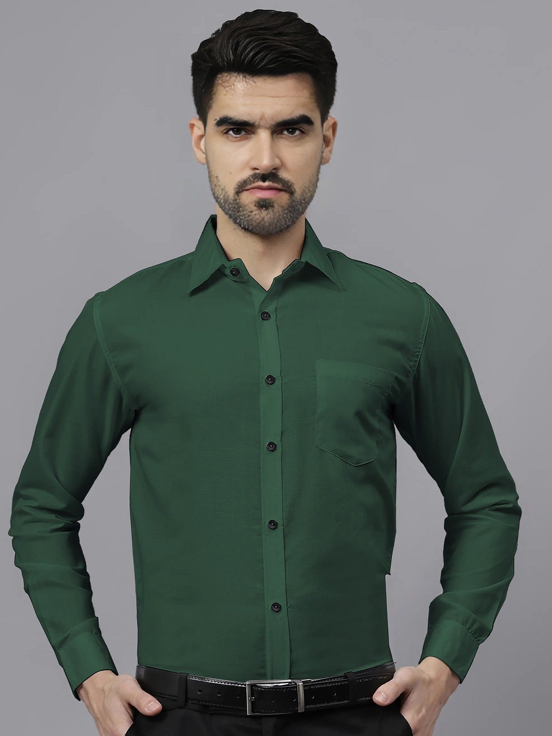 

Vida Loca Men Slim Fit Spread Collar Solid Cotton Formal Shirt, Green