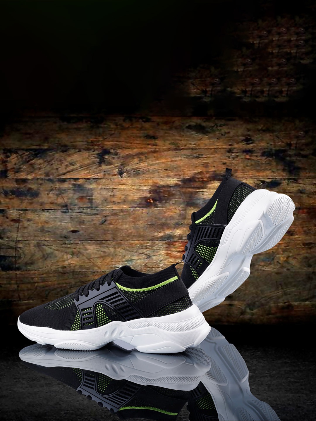 

riffway Men Lace-Ups Sneakers, Black
