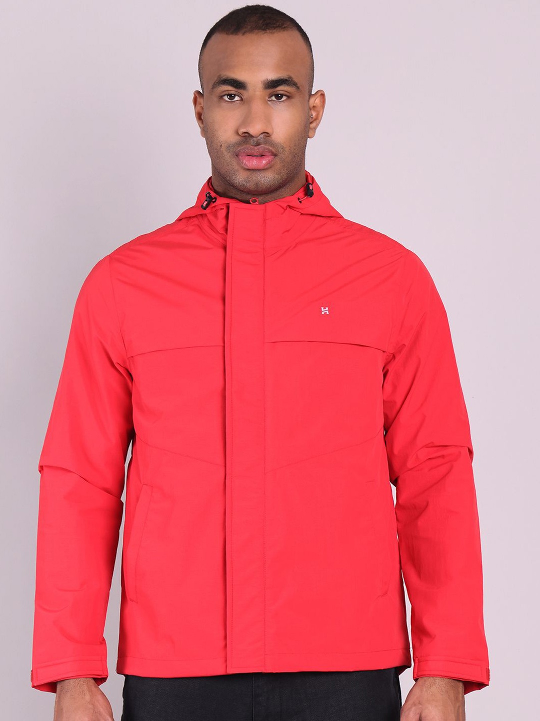 

HOUSE OF VEDAS Men Dry Fit Windcheater and Water Resistant Outdoor Sporty Jacket, Red