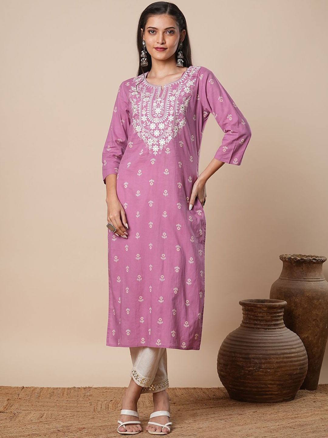

FASHOR Floral Printed Chikankari Pure Cotton Straight Kurta, Pink