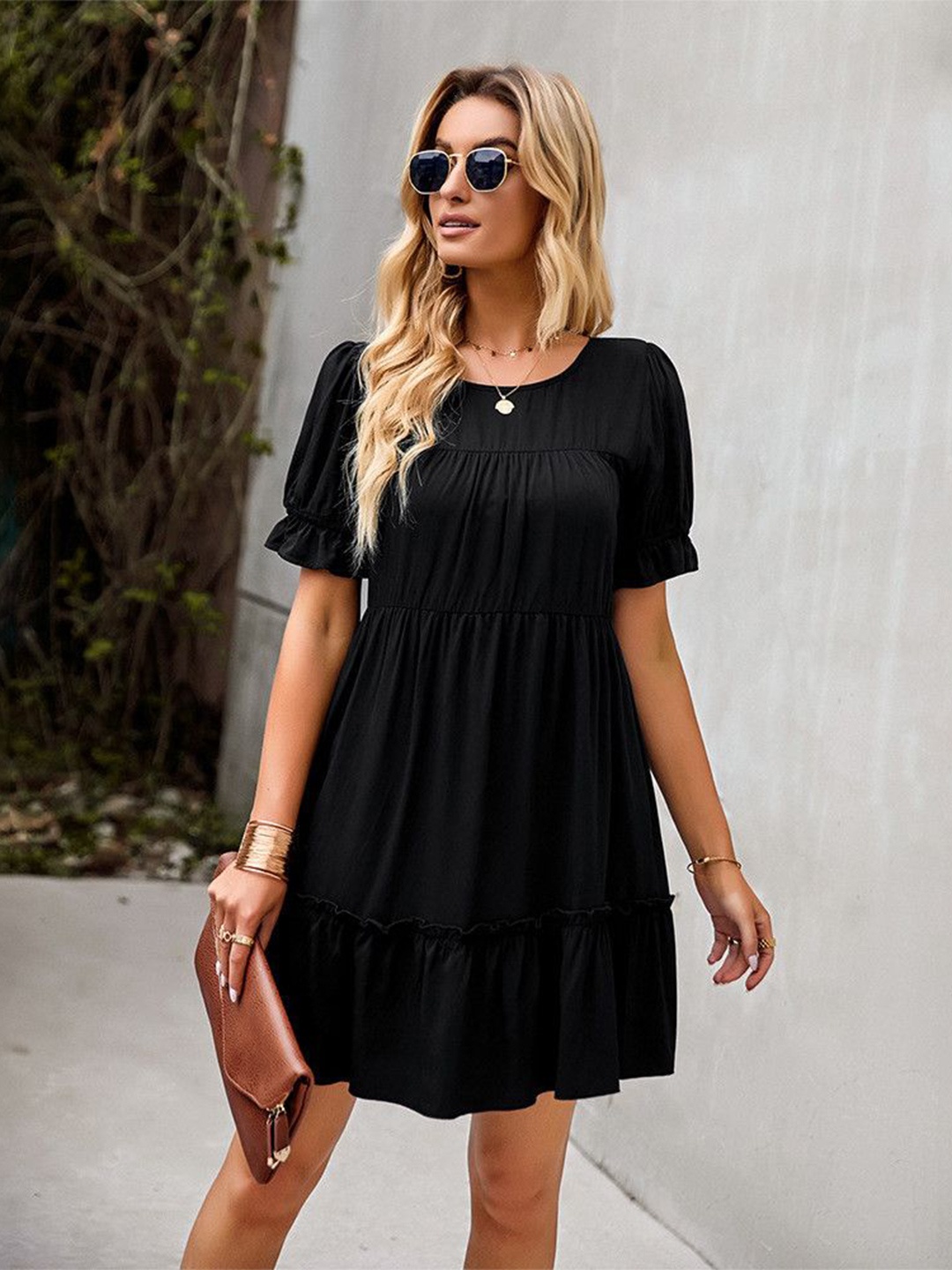 

The Roadster Lifestyle Co Round Neck Flared Mini Dress, Black
