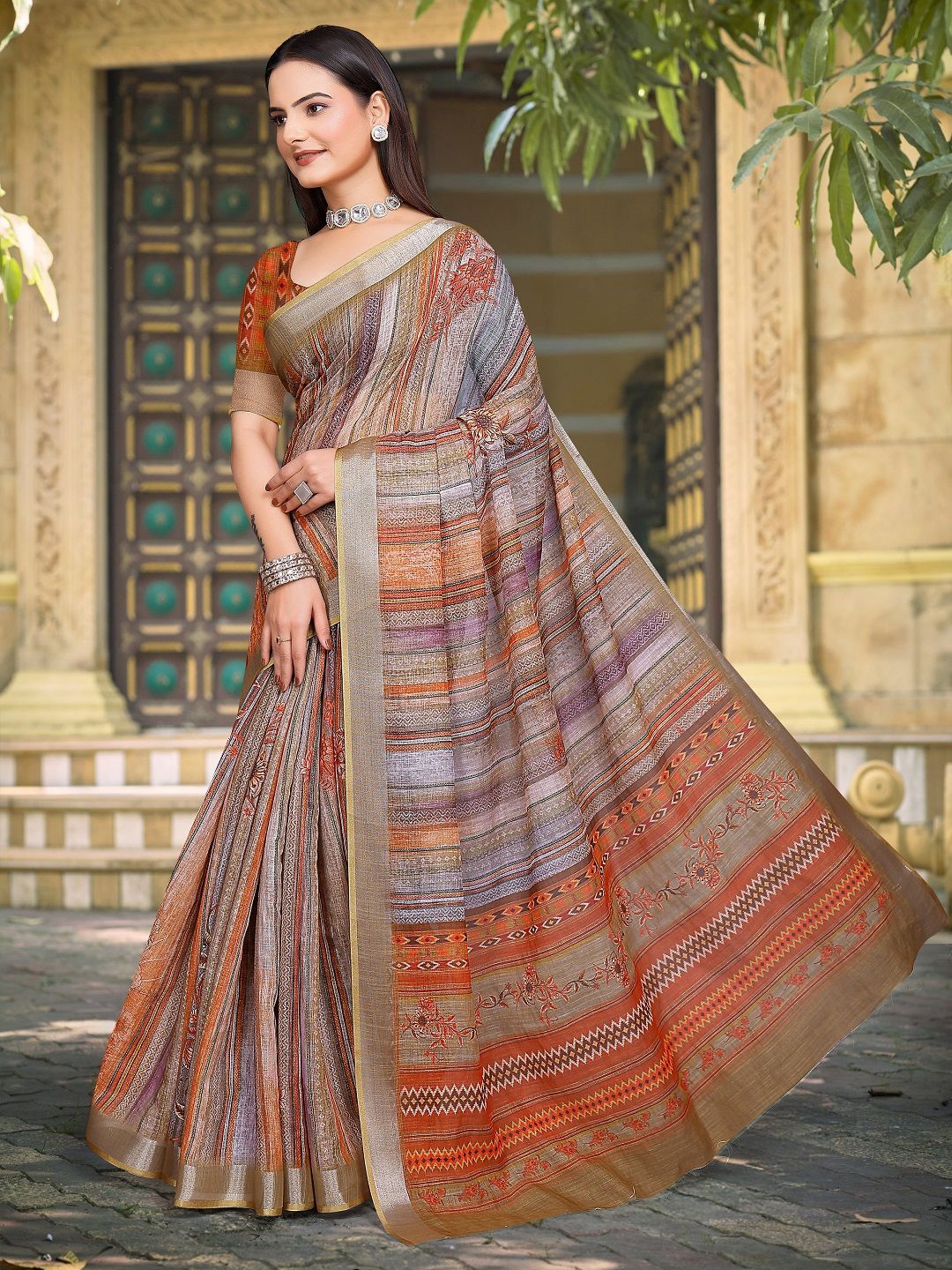 

ORUS Floral Printed Pure Cotton Saree, Brown