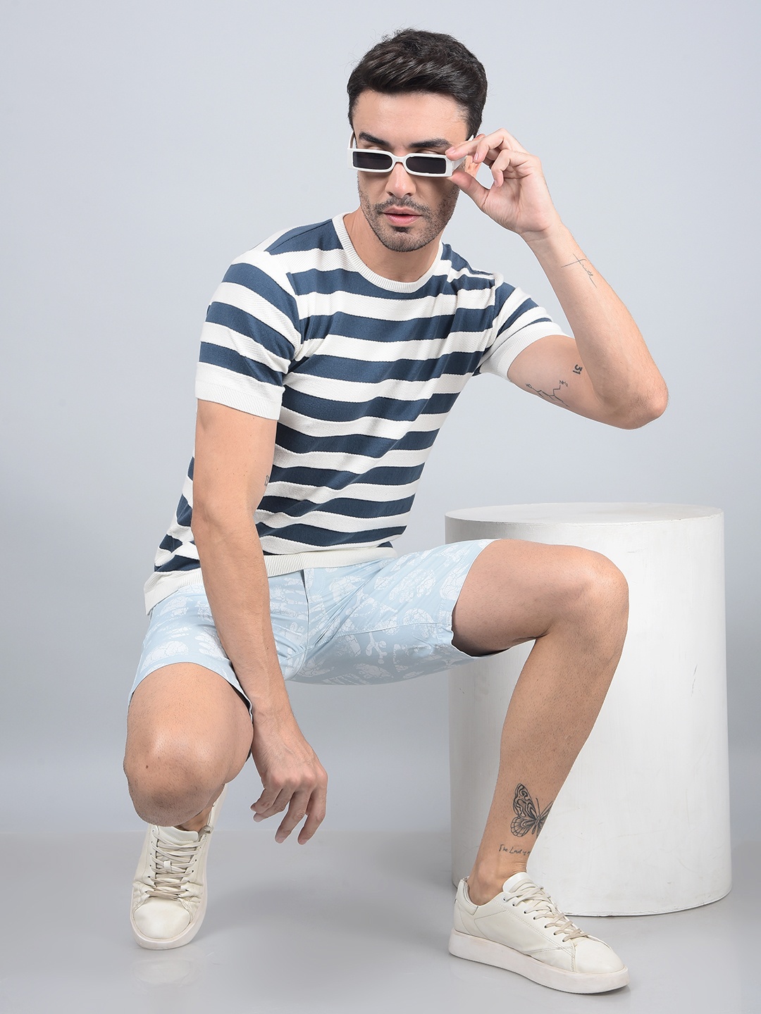 

Crimsoune Club Horizontal Striped Round Neck Cotton T-shirt, Blue