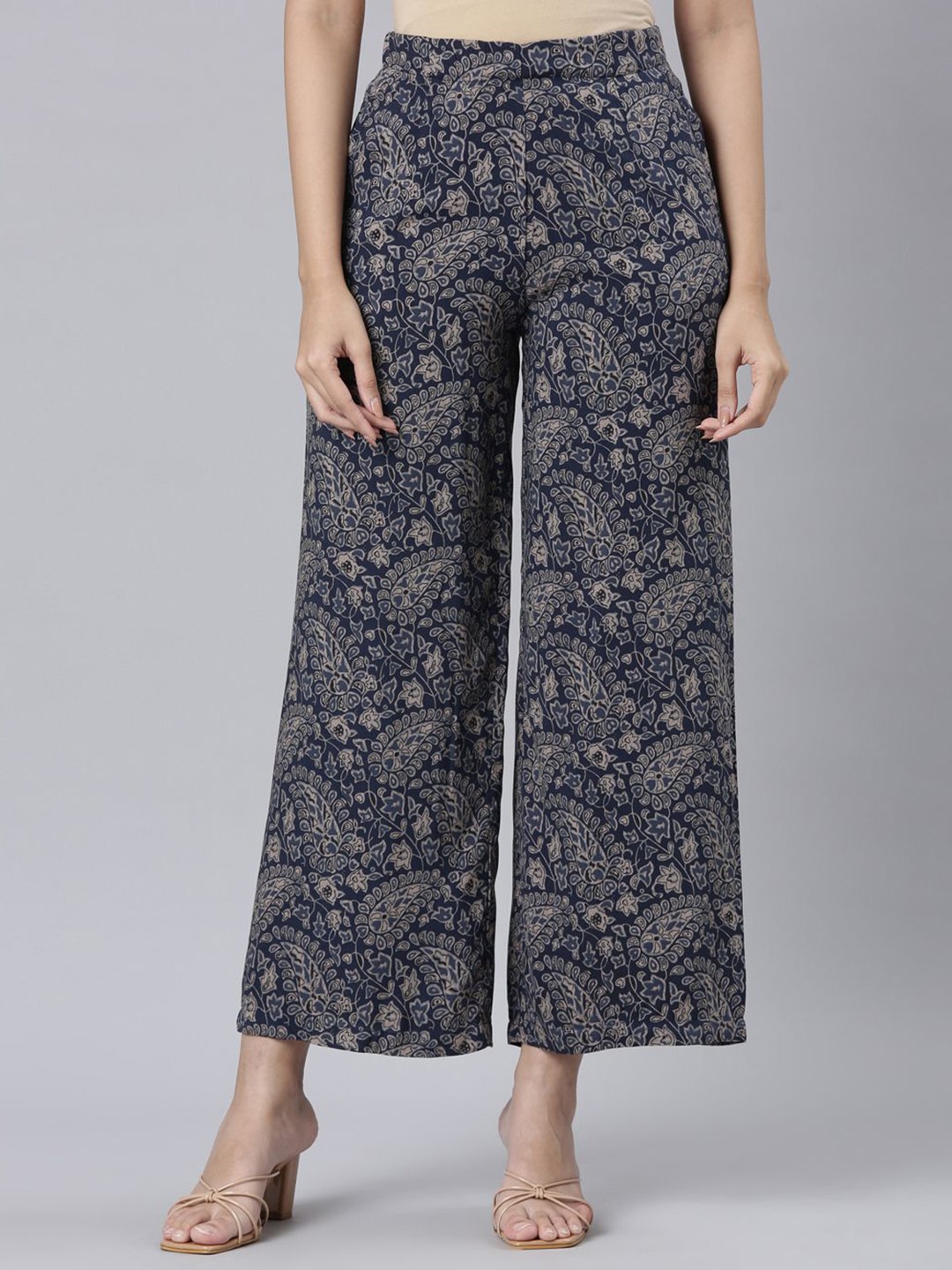 

Go Colors Women Floral Printed Palazzos, Navy blue