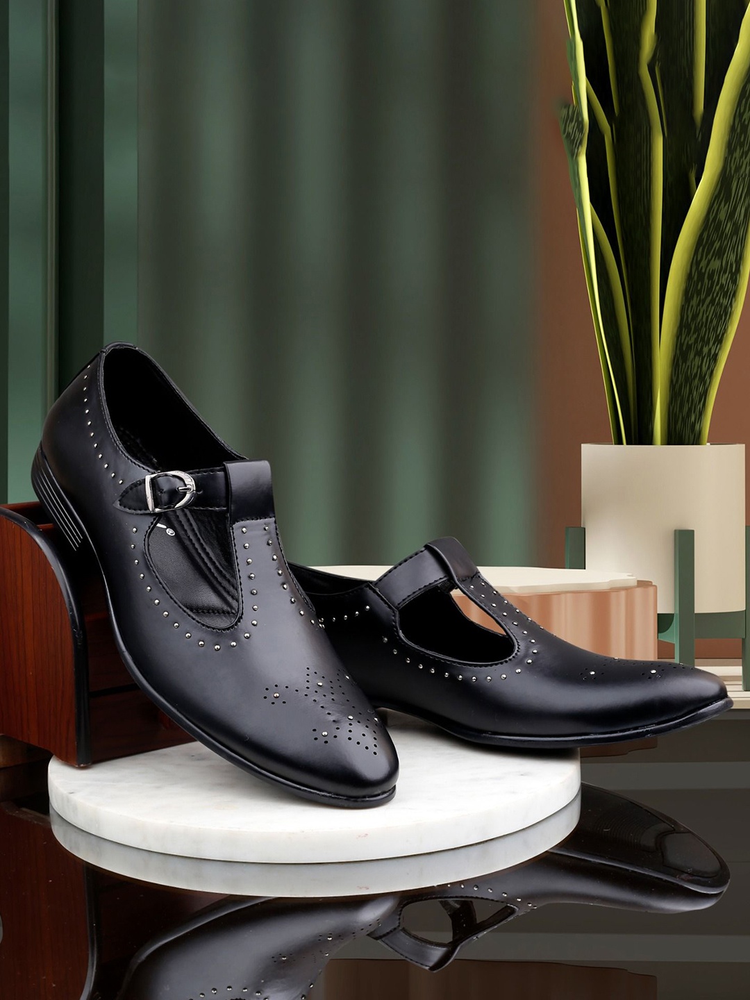 

riffway Men Lightweight Mojaris, Black