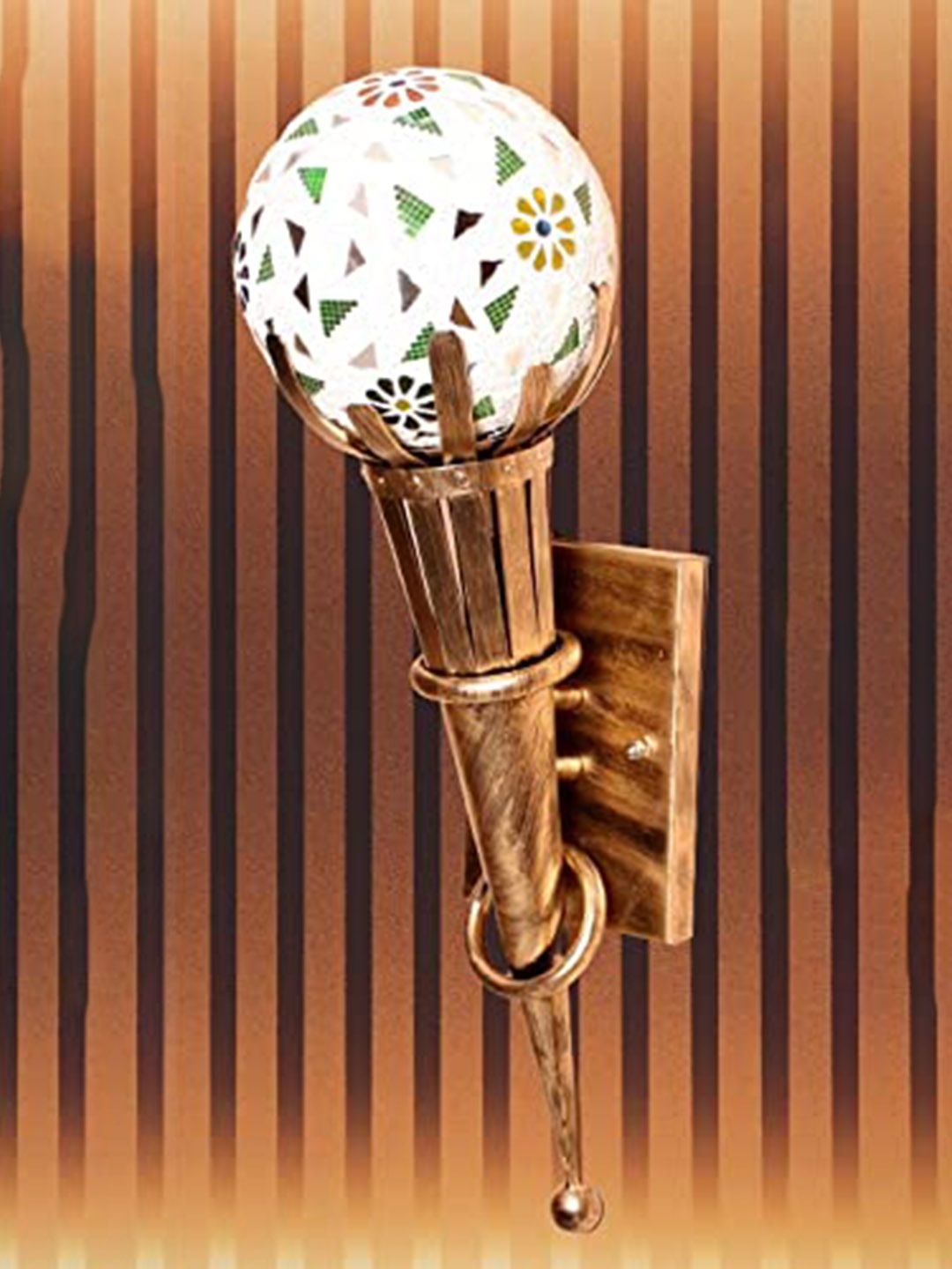 

KINIS Gold-Toned & White Printed Cylinder Shaped Wall Lamp & Bulb